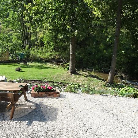 Wellness privát Štyri Lipy Villa Háromrevuca Kültér fotó
