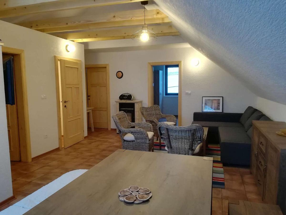Wellness privát Štyri Lipy Villa Háromrevuca Kültér fotó