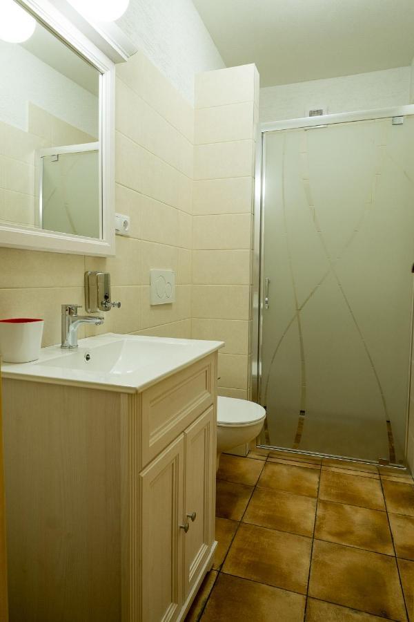 Wellness privát Štyri Lipy Villa Háromrevuca Kültér fotó