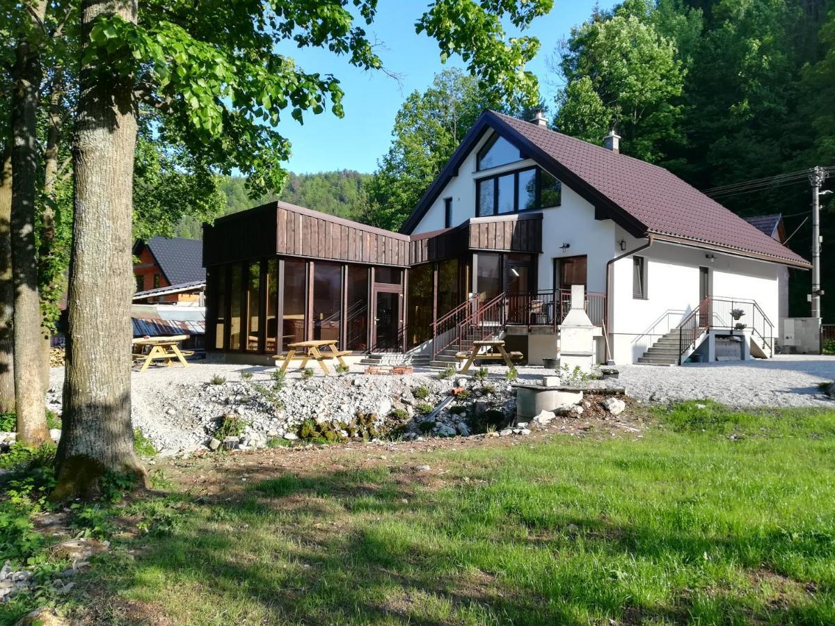 Wellness privát Štyri Lipy Villa Háromrevuca Kültér fotó