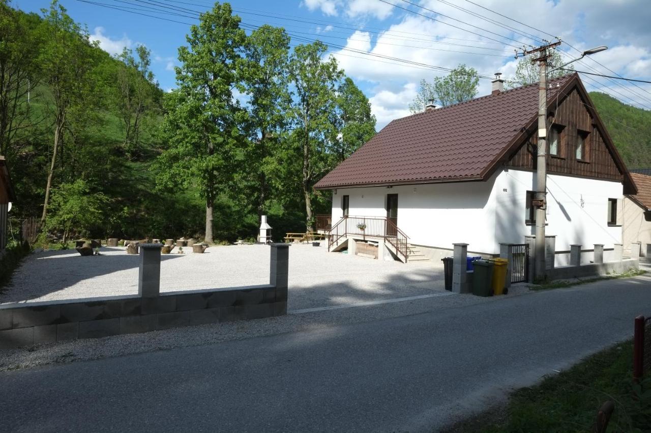 Wellness privát Štyri Lipy Villa Háromrevuca Kültér fotó